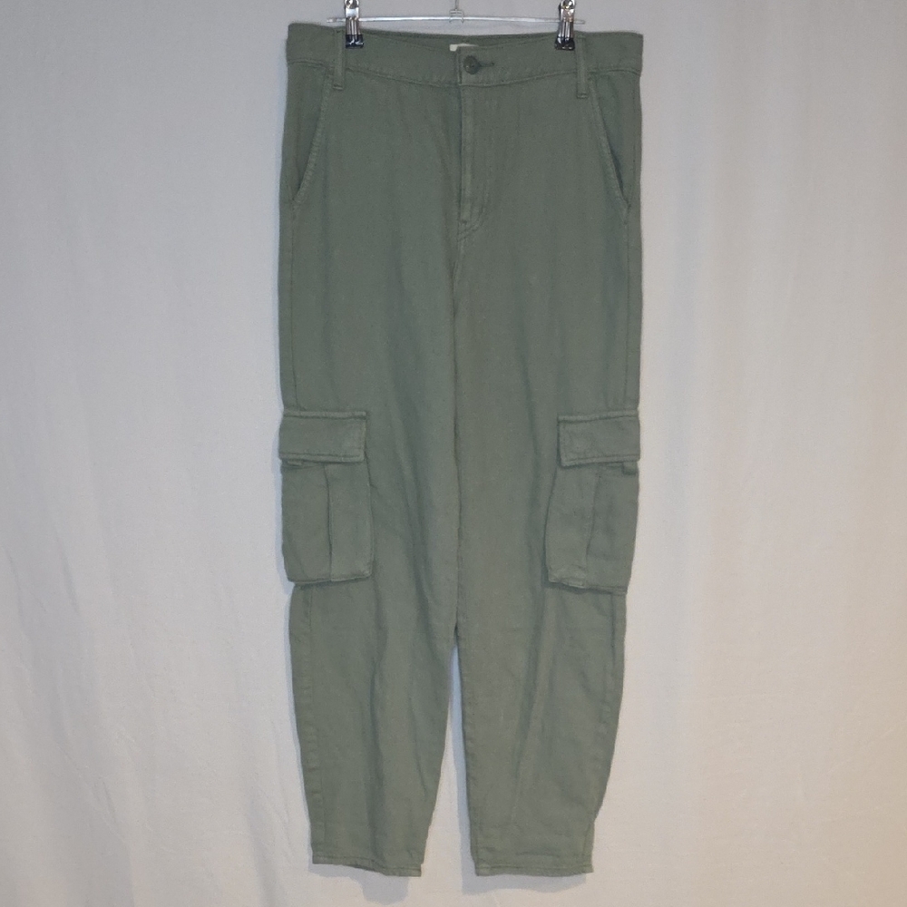 Levi's Women's Sage Green Cargo Pants